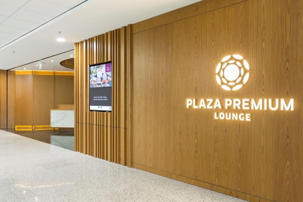 161111_plaza-premium-lounge-international-departures_002_ricardo_bassetti_0974