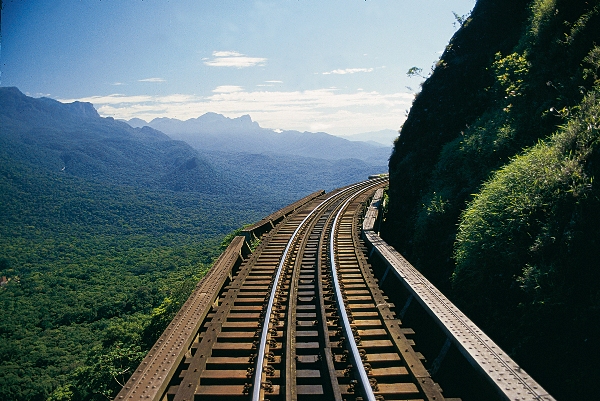 trem-serra-verde-express