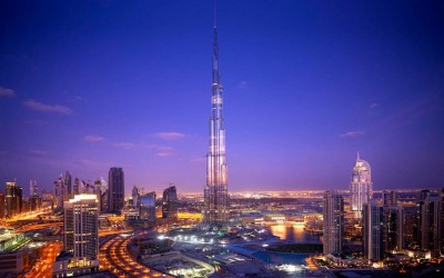 burj-khalifa-at-night-3