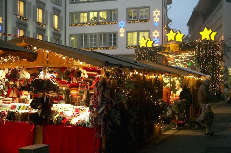 Mercado natalino em Lucerna