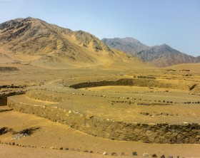 Caral was the capital of the Caral civilization, is situated in the valley of Supe at north of Lima and is considered the oldest civilization in America.