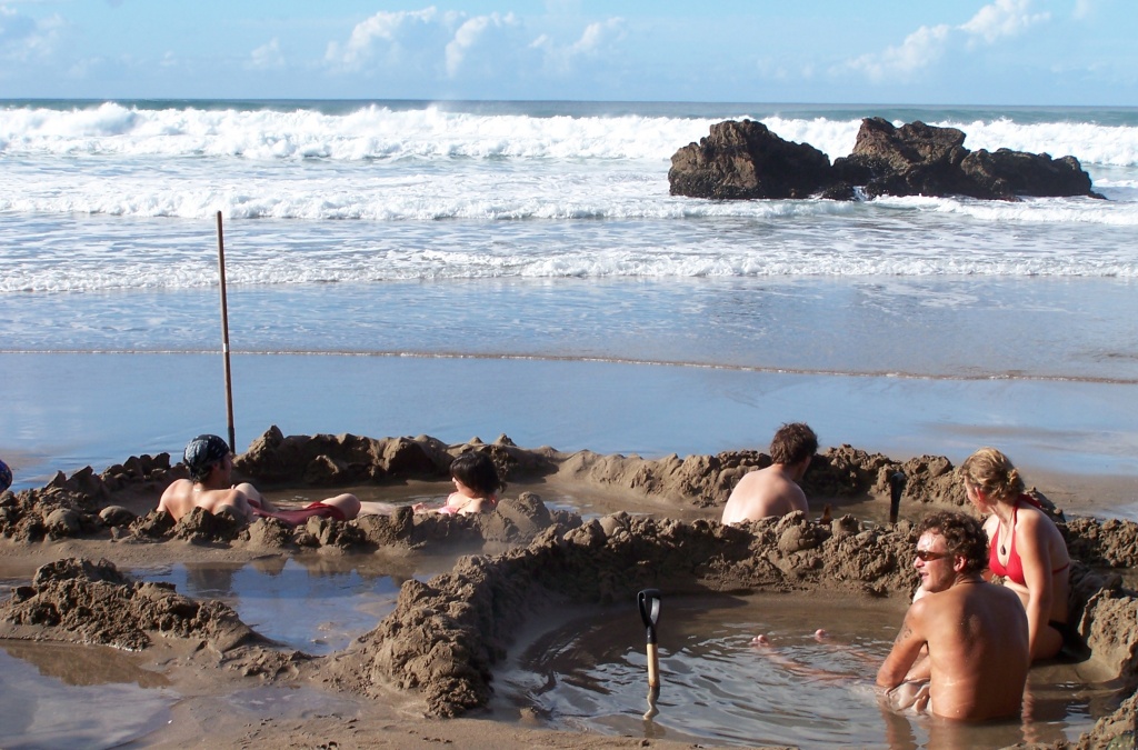 hot-water-beach-fun Foto Divulgação