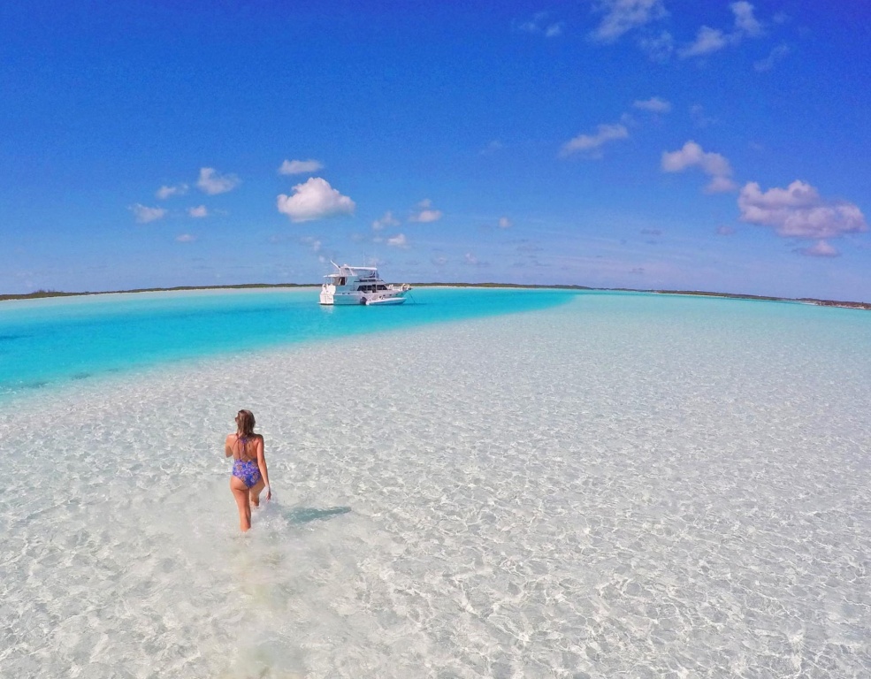 Banco de areia em Exuma Cays, Bahamas | Créditos: Lala Rebelo