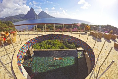 Piscina comunitária do Jade Mountain, em Saint Lucia | Créditos: Lala Rebelo