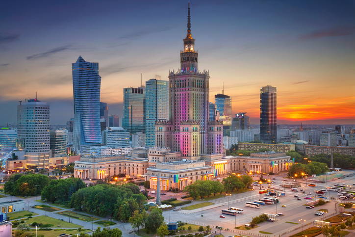 Varsóvia é a capital vibrante e moderna da Polônia | Qual Viagem