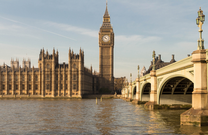 The Big Ben and Westminster bridge are the  most prominent symbols of the United Kingdom.