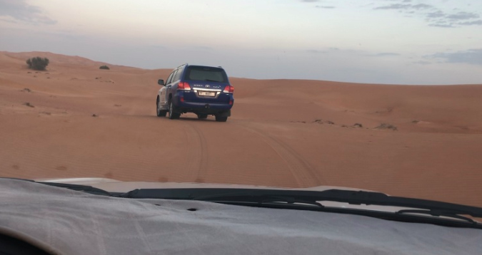 como é o safari no deserto em Dubai