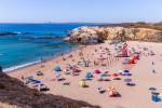 Natureza do Alentejo, em Portugal, é tão fascinante quanto seu patrimônio histórico porto-covo-praia-grande-sines-credito-victor-carvalho