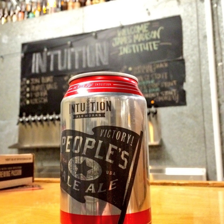 Cervejaria Intuition Ale Works em Jacksonville. Foto por Stephen Kubiak for VISIT FLORIDA