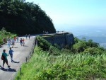 Parque Caminhos do Mar é opção de passeio ao ar livre curva-do-uau