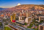 Colômbia passa a exigir seguro-viagem de visitantes Medellin Sunset Center Colombia