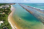 6 dicas de viagens para curtir o verão Muro Alto Beach, Porto de Galinhas, Pernambuco, Brazil. Great landscape. Beach scene.