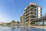 Enotel Magnólia: conforto e elegância na Ilha da Madeira fachada-e-piscina-externa