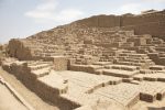 Lima pré-hispânica: descubra os sítios arqueológicos da capital peruana Huaca Pucllana is a great adobe and clay pyramid located in the Miraflores district of central Lima, Peru
