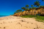 A primeira praia do Brasil: conheça Barra do Cahy, em Prado Barra do Cahy