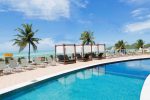 Campanha Saudade Black Friday oferece descontos de até 40% e hospedagem até outubro GoldenulipNatalPontaNegra_piscina OK
