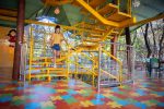 Recanto Cataratas oferece descontos de 20% nas diárias 425267_1067733_kids_da_casa_da_mata_em_meio_A_s_A_rvores_nativas