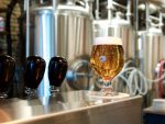 Chicago lança passe digital em parceria com cervejarias artesanais Corridor Brewery & Provisions