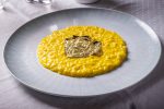 3 Restaurantes testados e aprovados para você se deliciar na Settimana della Cucina Italiana Piselli - Risotto allo zafferano e foglia doro
