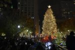 Espírito natalino transforma as ruas de Chicago Chicago_110ª árvore de Natal da cidade de Chicago_Divulgação