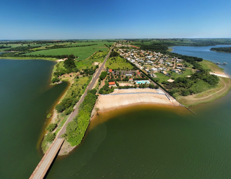 praias do interior de São Paulo