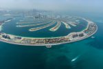 Dubai é o principal destino do mundo, segundo premiação do Tripadvisor Dubai Palm artificial Island from hydroplane