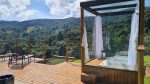 Domo da Montanha é hospedagem diferenciada junto à natureza 440650_1116365_domo_da_montanha_deck_hidromassagem_e_vista_panorAcmica_