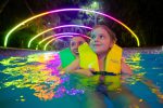 Evento noturno retorna ao parque Aquatica Orlando 2024_APO_AquaGlow_DSC00013