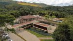 Clara Arte promove visitas guiadas intimistas por galerias e jardins em Inhotim AEREAS-15