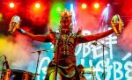 Descubra 4 festivais musicais para curtir no Alentejo Cantora, percussionista e dançarina costa-marfinense Dobet Gnahoré - FMM Sines - Festival Músicas do Mundo
