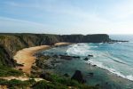 Rota Vicentina percorre as paisagens mais preservadas do Alentejo Parque Natural do Sudoeste Alentejano e Costa Vicentina - Rota Vicentina - crédito Nelson Carvalheiro